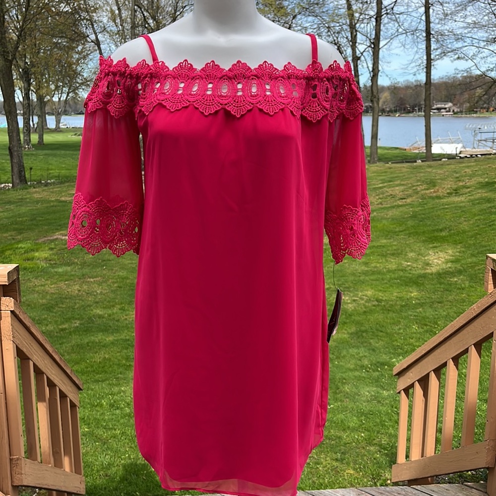 NWT BCX cold-shoulder sheath dress S-M